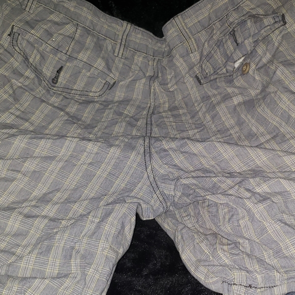 Shorts - Picture 5 of 5